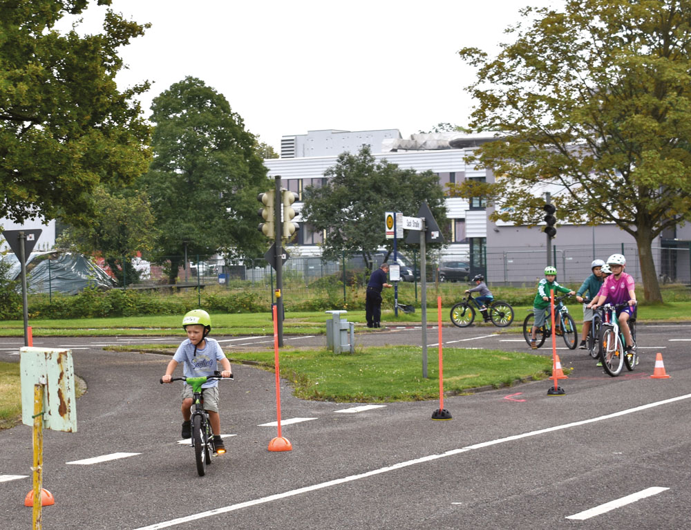 Im Highspeed durch den Parcours (© Foto: Stadtmagazin)